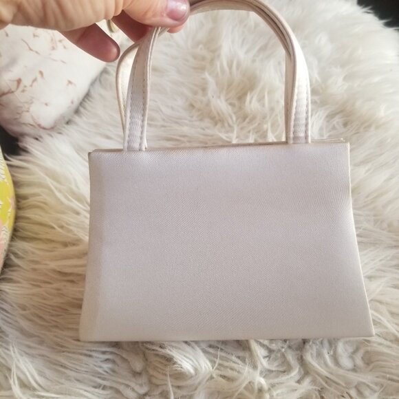 Mini Vintage Purse - Picture 2 of 7